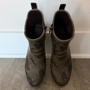 Lucky Brand 🍀 Camouflage Ankle Rain Boots, Size 6